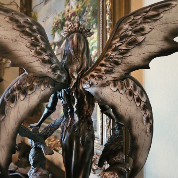 Gothic Dark Angel Queen with Raven See More by Trinx.Very Detailed 22.5'' H X 8D - Picture 5 of 10